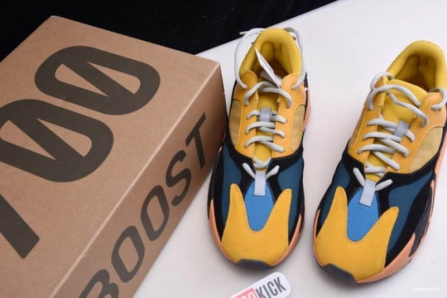 ADIDAS RUNNER YEEZY 700 NEW COLORWAY SUN WAVE BOOST GZ6984 YELLOW 0906
